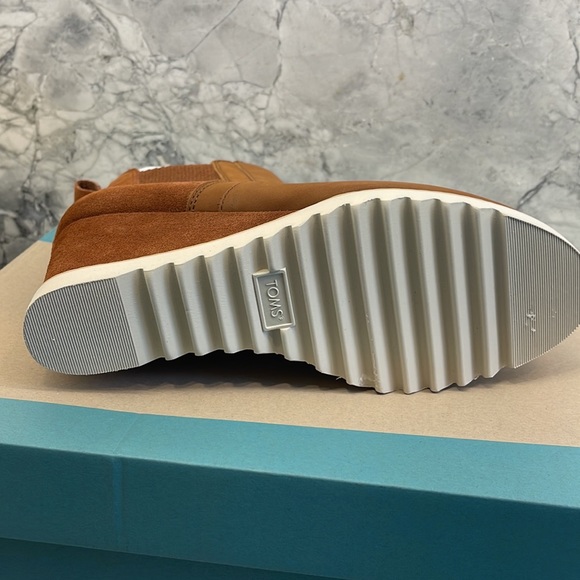 COPY - NIB TOMS booties - Picture 5 of 9